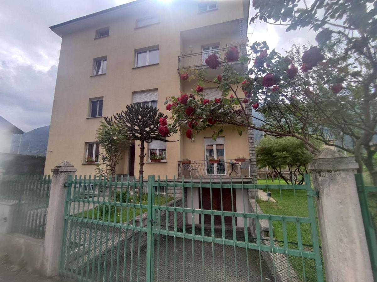 Tirano Express Luxury Apartments Exterior foto